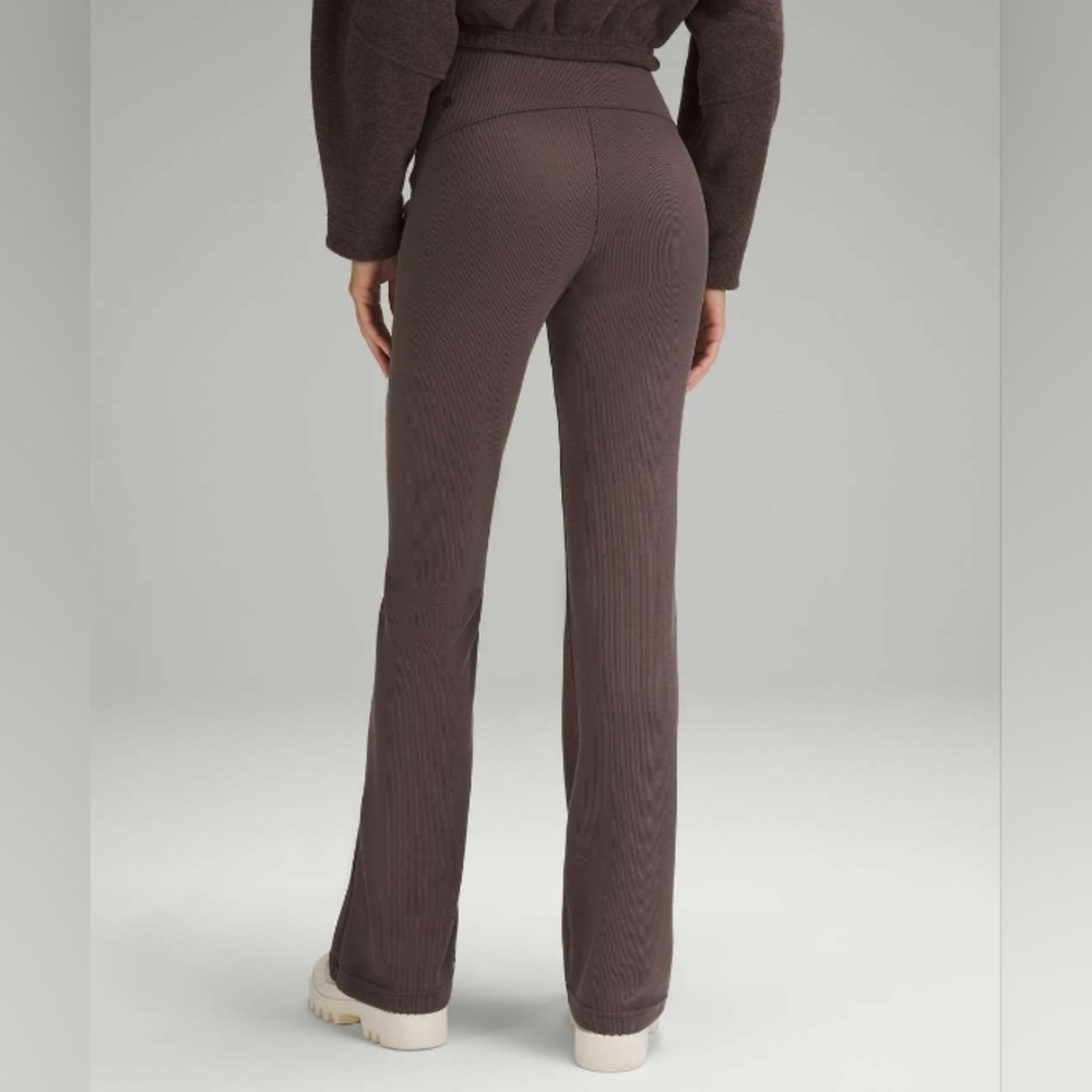 💥Lululemon Brushed Softstreme Ribbed Zip Flared Pant 32.5" Limited Edition